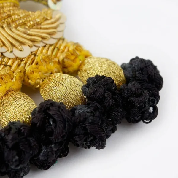 Broche Alamar Lis Negro preview2